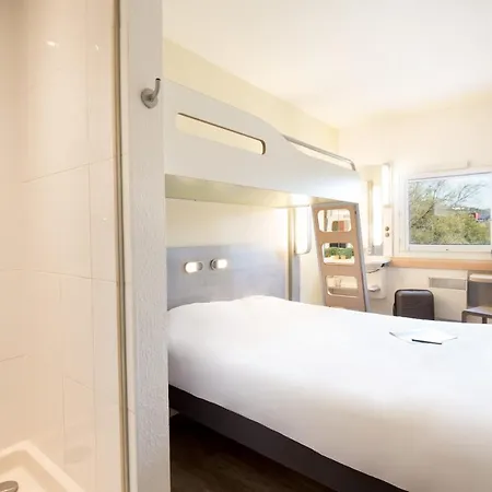Ibis Budget Capitou Hotel 2*